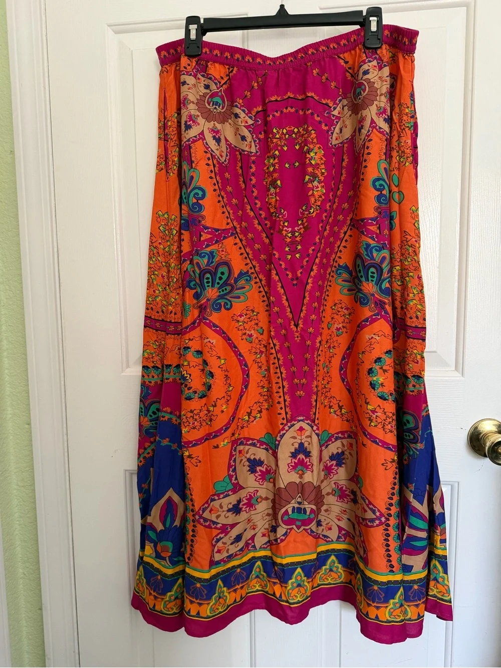 NWOT Soft Surroundings Orange & Magenta Paisley Print Maxi Skirt size large